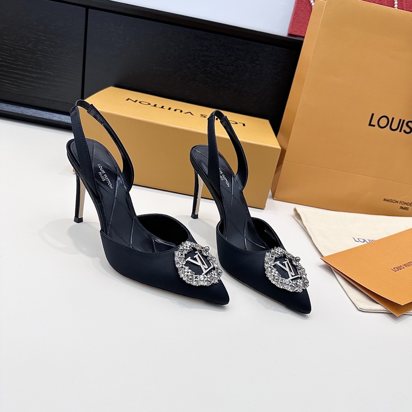 Women's high heels